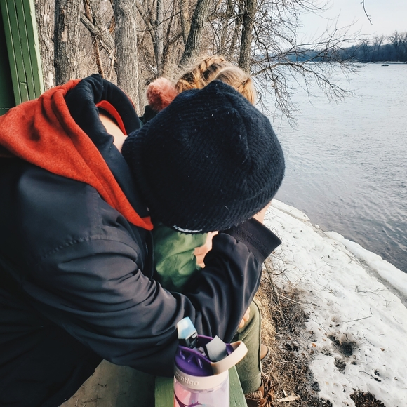 Meet your Posher, Rae - Picture 2 of 3